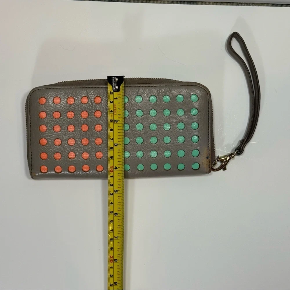Fossil Gray Cutout Dot Zip Around Leather Wallet With Wrist Strap‎